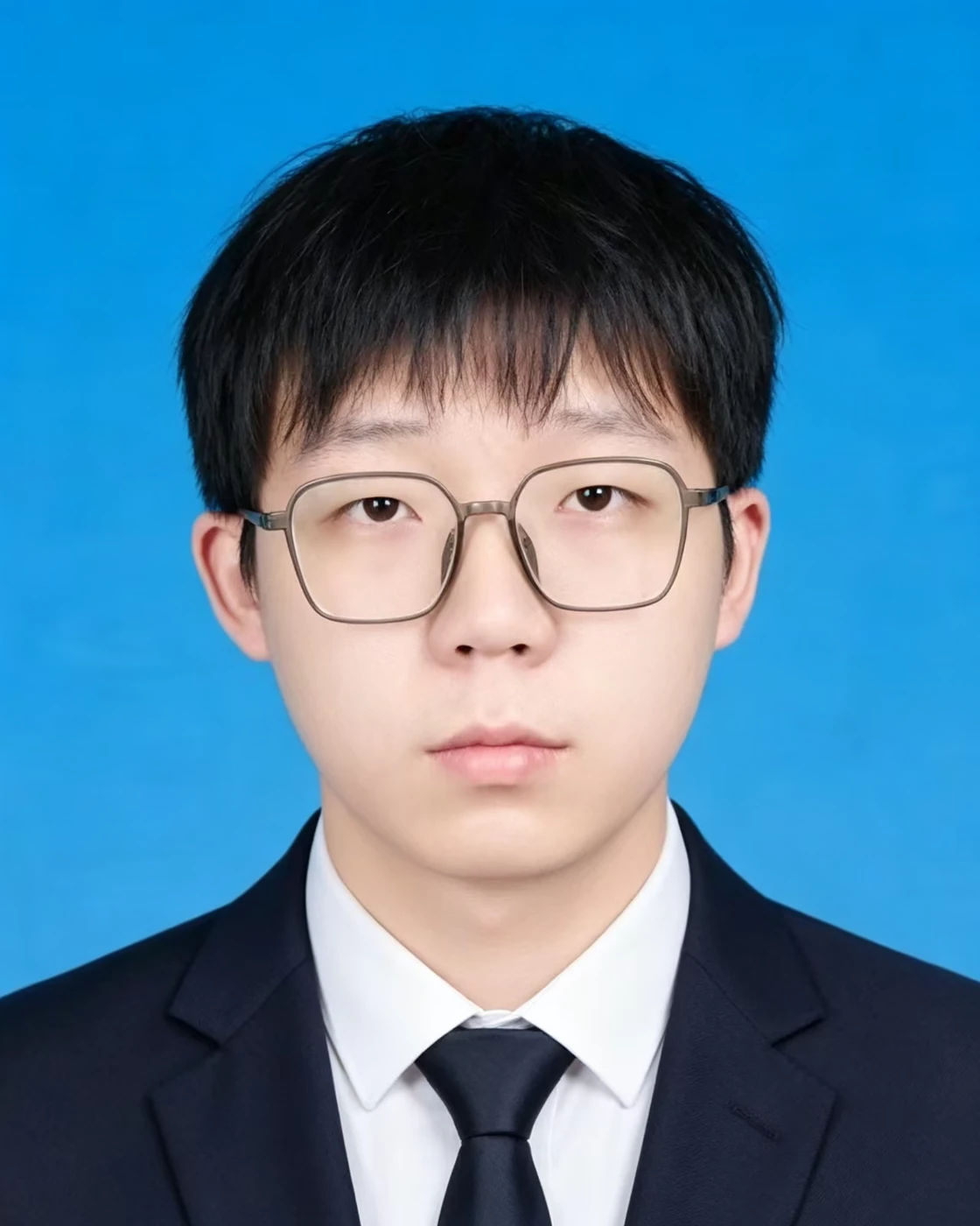 药皓博正式证件照
